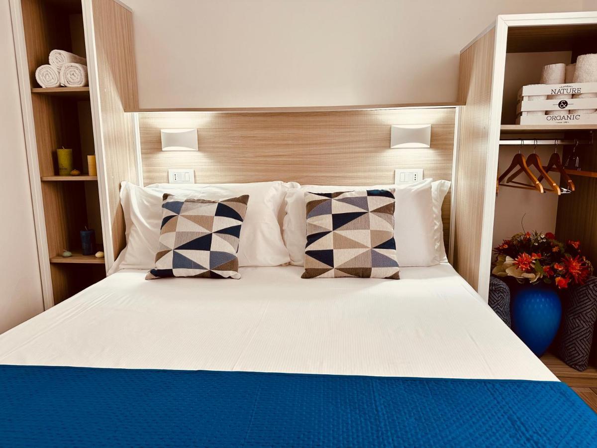 B&B The Sea - Family Rooms - Free Parking Tropea Kültér fotó