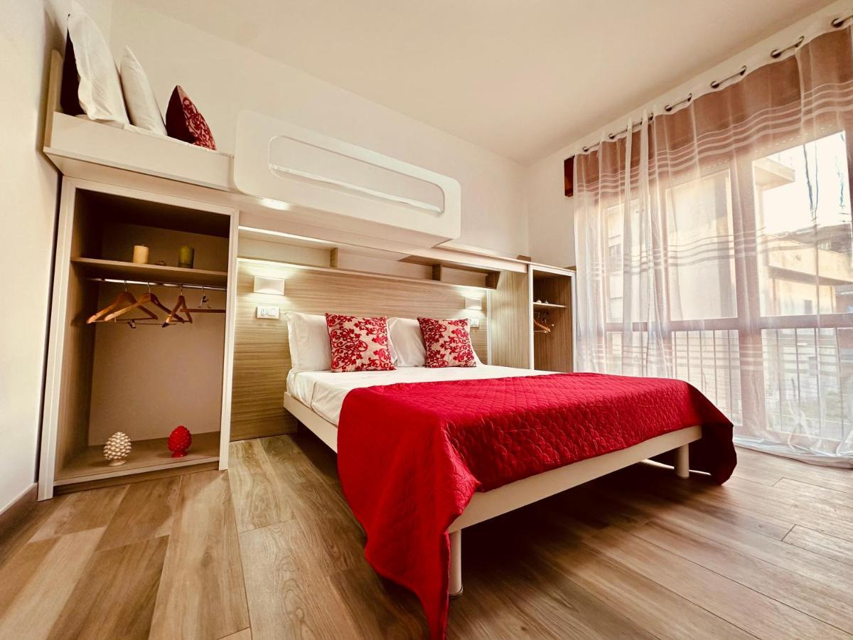 B&B The Sea - Family Rooms - Free Parking Tropea Kültér fotó