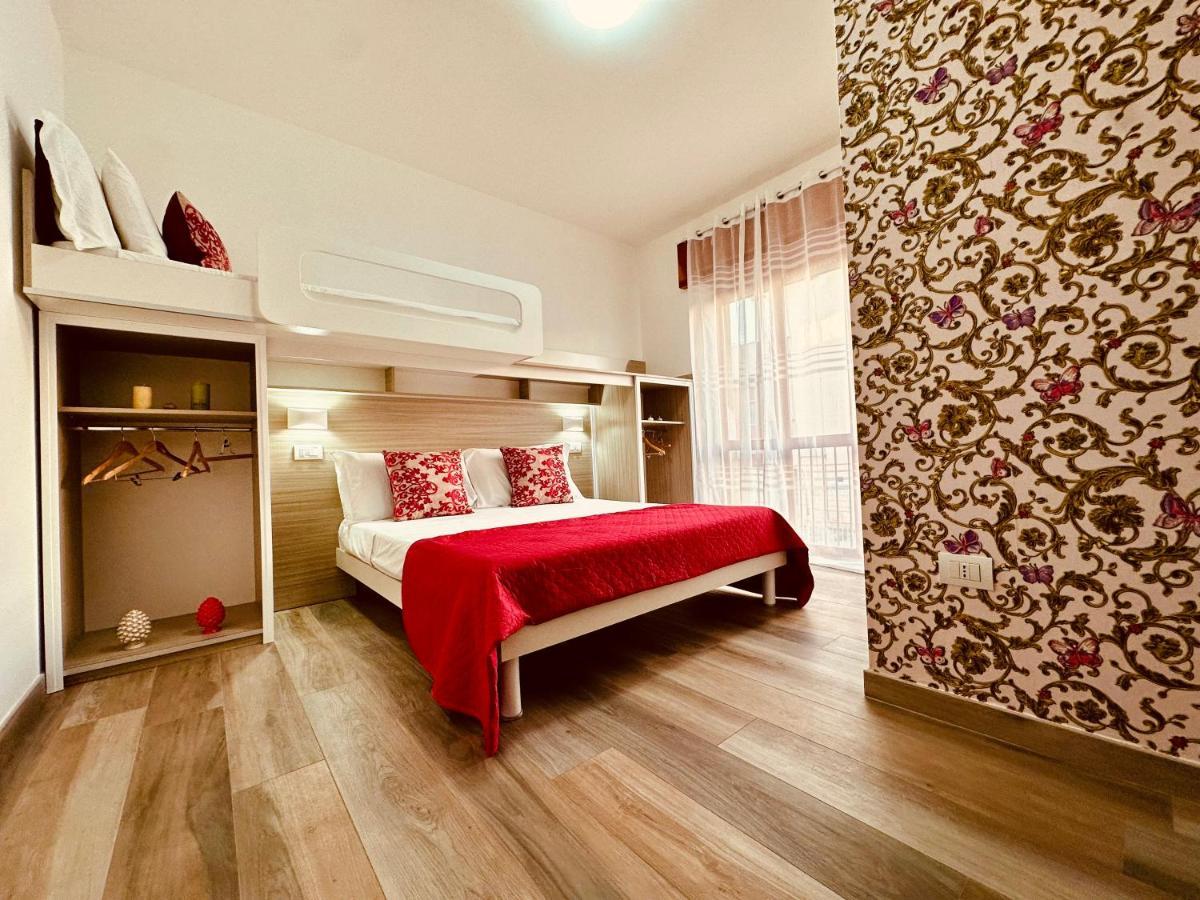 B&B The Sea - Family Rooms - Free Parking Tropea Kültér fotó
