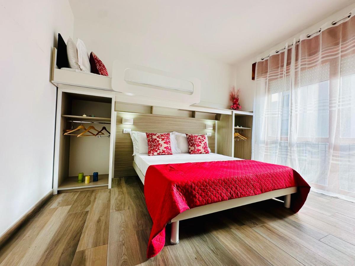 B&B The Sea - Family Rooms - Free Parking Tropea Kültér fotó